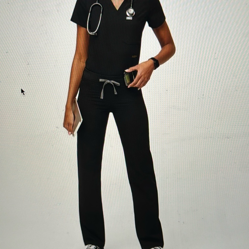 Figs Livingston Basic Scrub Pants black  Large SOLD OUT